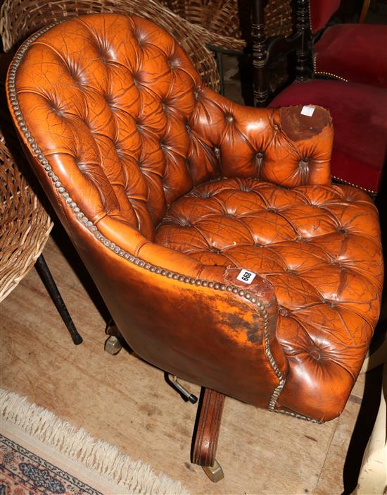 Buttoned leather desk chair